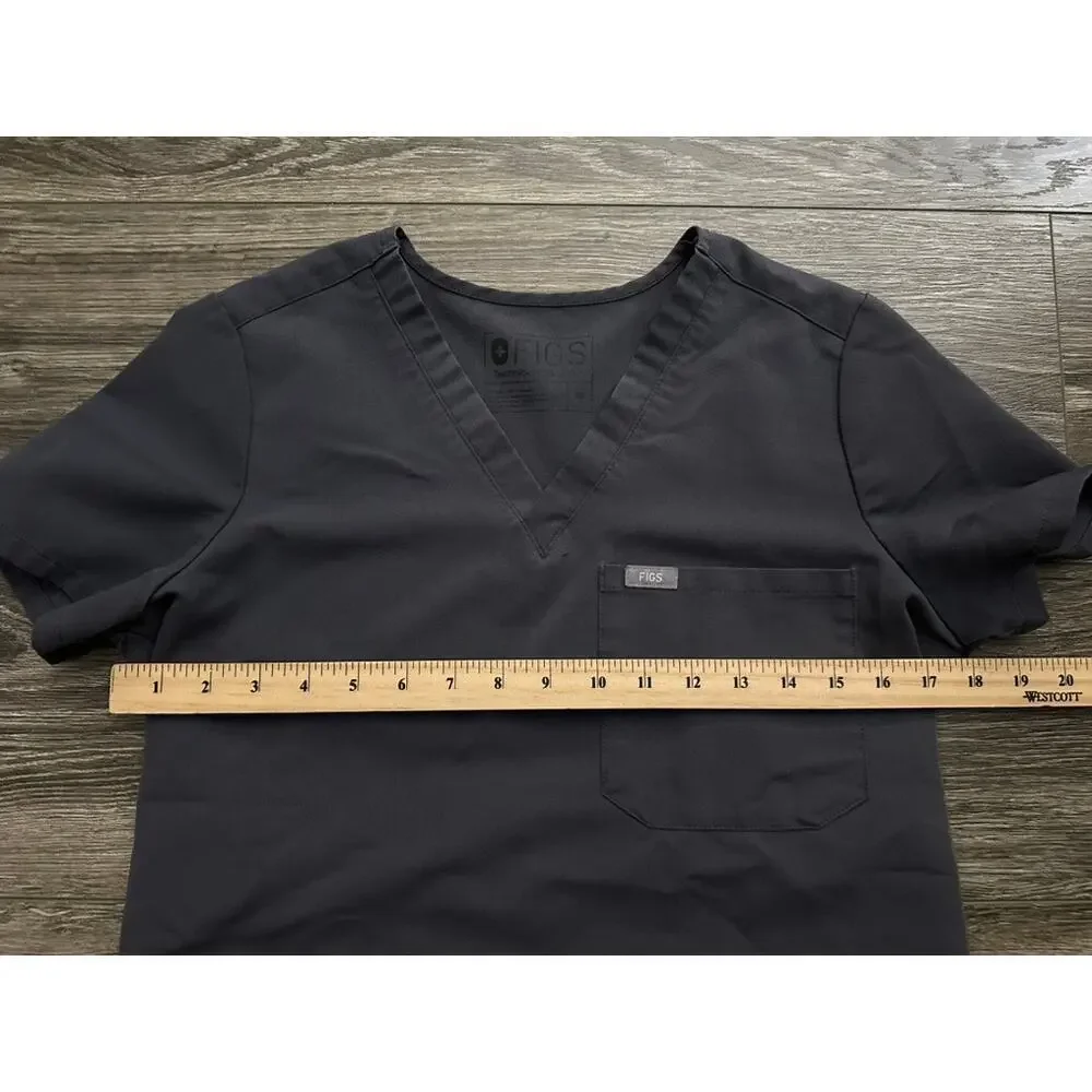 FIGS technical Collection V neck Shirt size XS